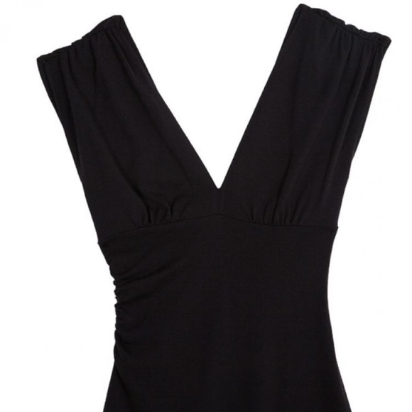 DVF Mula‎ V-Neck Ruched Knee Length Wool Dress Sz 4 - Picture 2 of 15